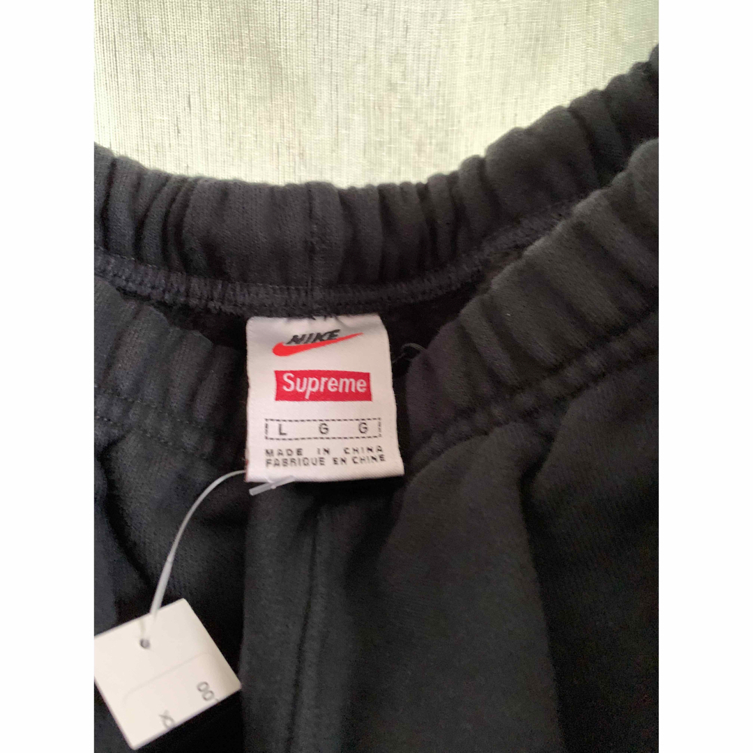 Supreme(シュプリーム)のSupreme / Nike® Cargo Sweatpant  サイズL メンズのトップス(スウェット)の商品写真