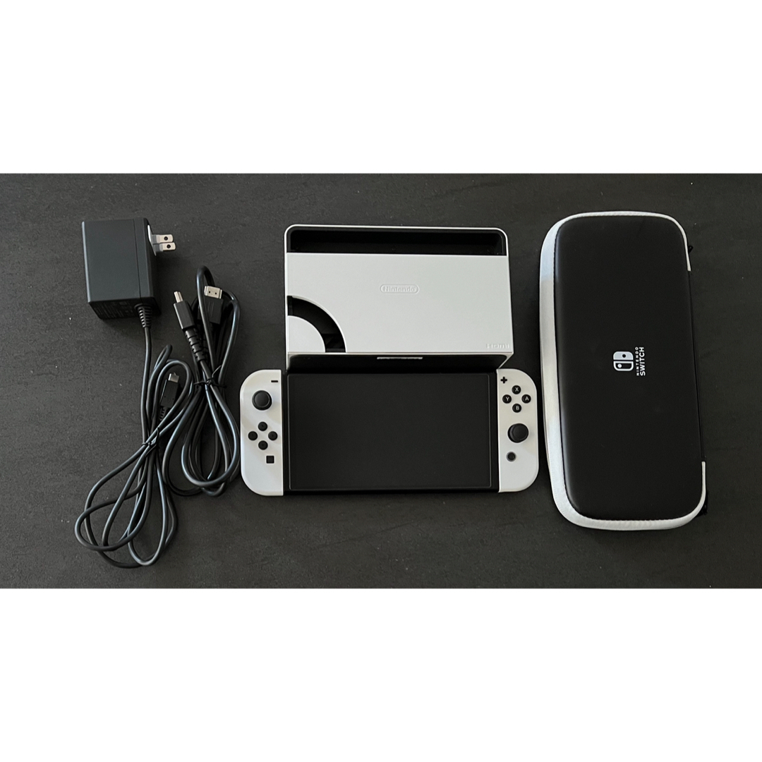 極美品 有機ELモデル Nintendo Switch ホワイト 使用期間短