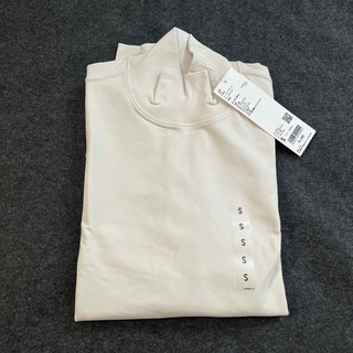 ユニクロ(UNIQLO)の新品タグ付き　ユニクロ　ヒートテックコットン　タートルネックT(Tシャツ(長袖/七分))