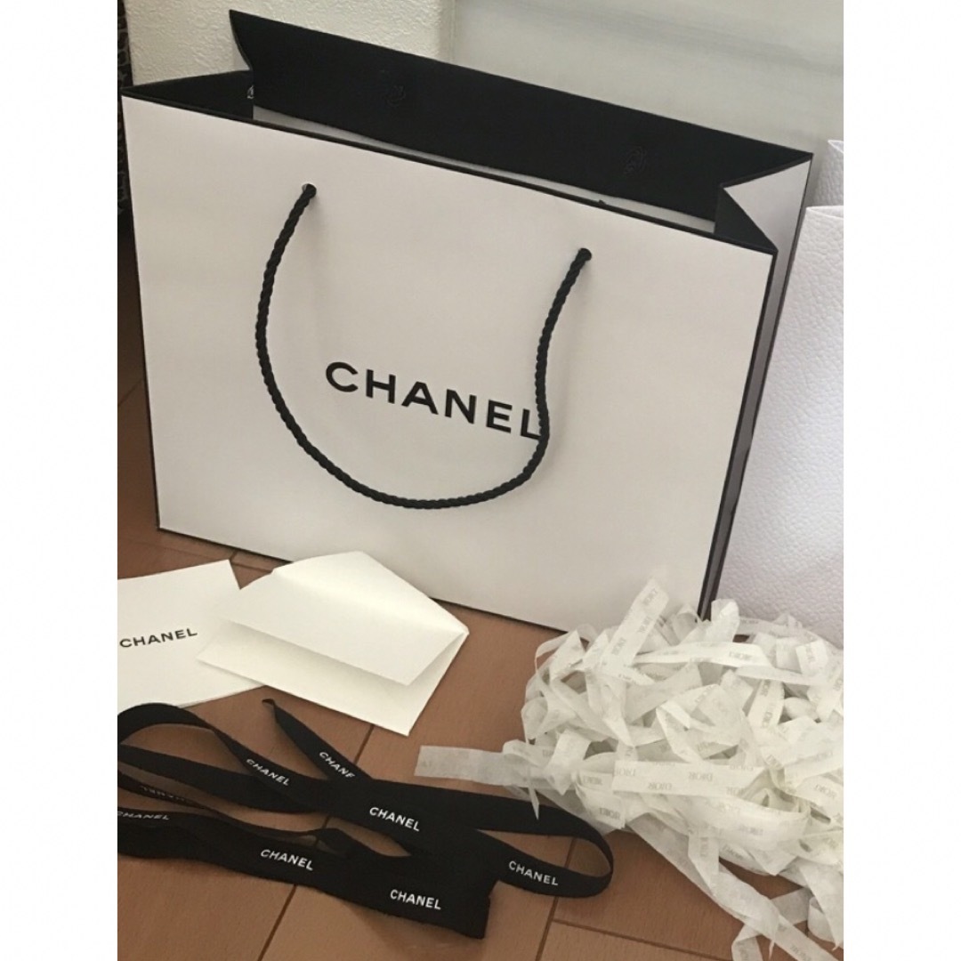 CHANEL(シャネル)のCHANEL 3点 レディースのバッグ(ショップ袋)の商品写真