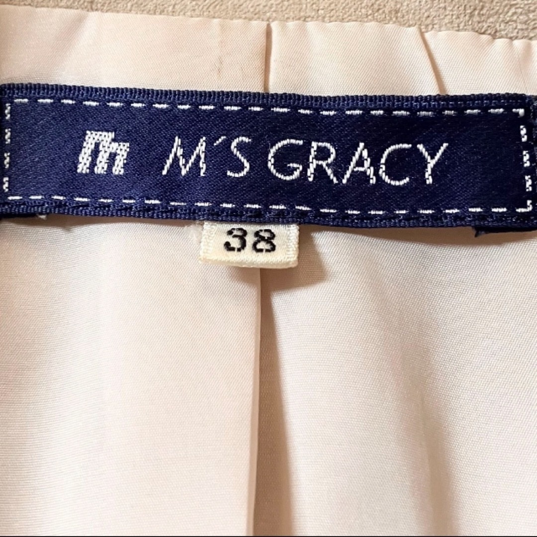 M'S GRACY(エムズグレイシー)のused  M'S GRACY  ベージュベルベットのテーラードカラージャケット レディースのジャケット/アウター(テーラードジャケット)の商品写真