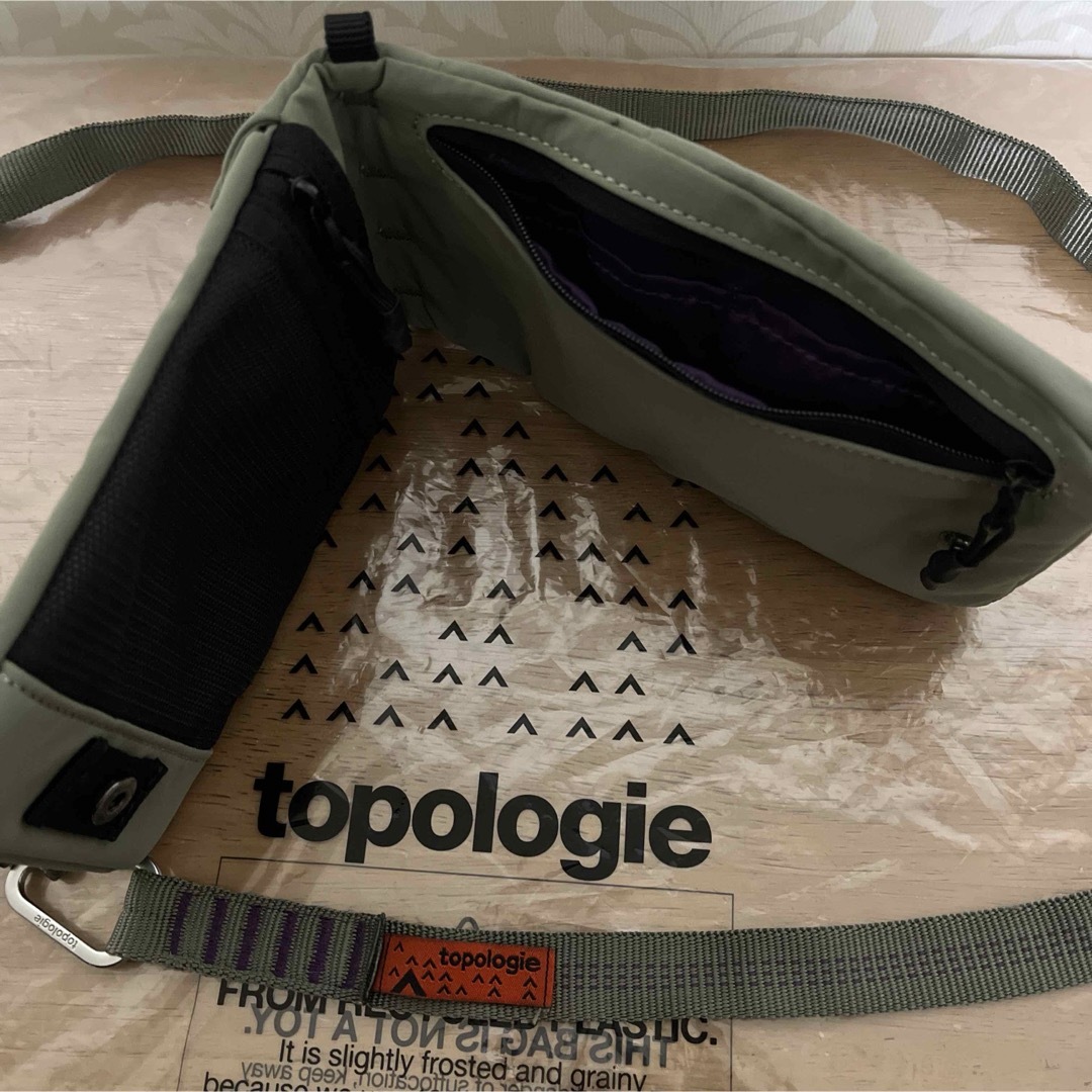 トポロジー　フォンサコッシュとストラップ レディースのバッグ(ショルダーバッグ)の商品写真