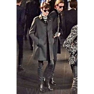 SAINT LAURENT(チェスターコート)のフリマアイテム一覧 SAINT LAURENT(チェスターコート)のフリマアイテム一覧