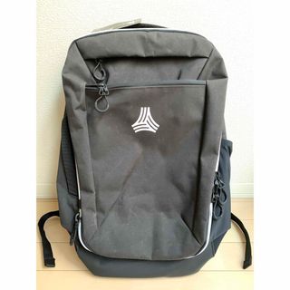 アディダス(adidas)の【新品】adidasアディダス TAN OPSバックパック◆リュック30L◆黒色(バッグパック/リュック)