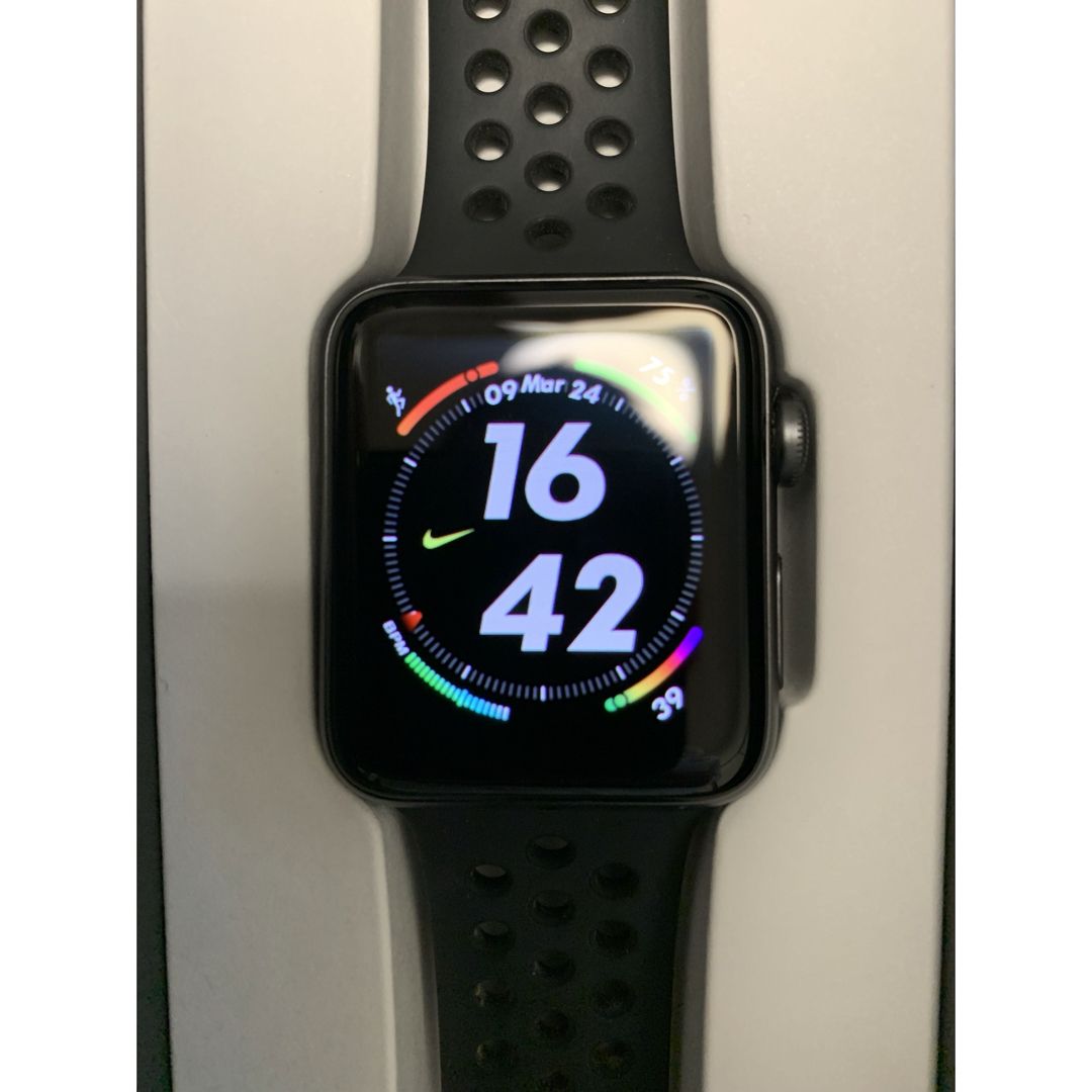 Apple Watch(アップルウォッチ)のApple Watch Nike+ SERIES 3  42mm GPS スマホ/家電/カメラのスマホ/家電/カメラ その他(その他)の商品写真