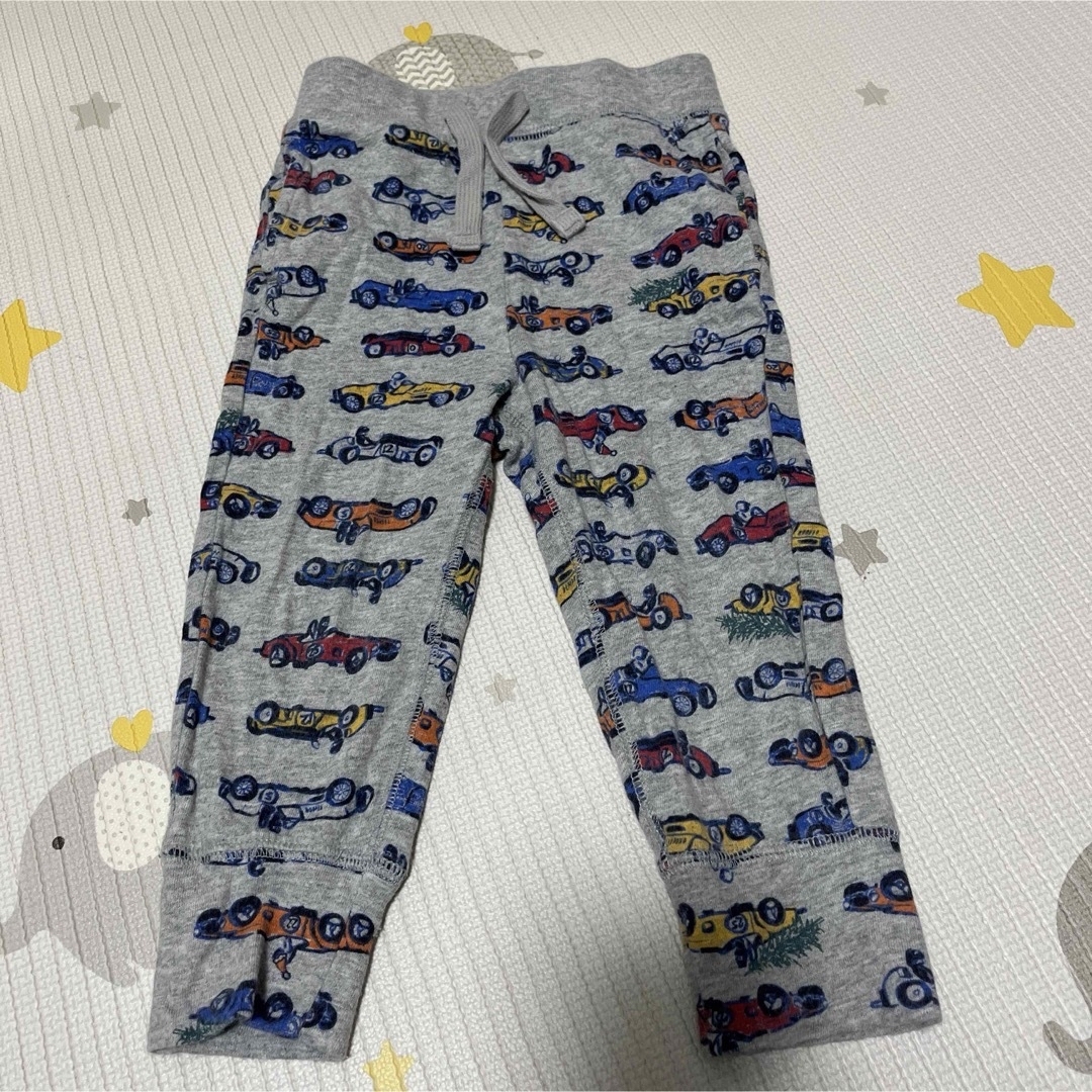 GAP Kids(ギャップキッズ)の90センチ　ズボン　5本セット キッズ/ベビー/マタニティのキッズ服男の子用(90cm~)(パンツ/スパッツ)の商品写真