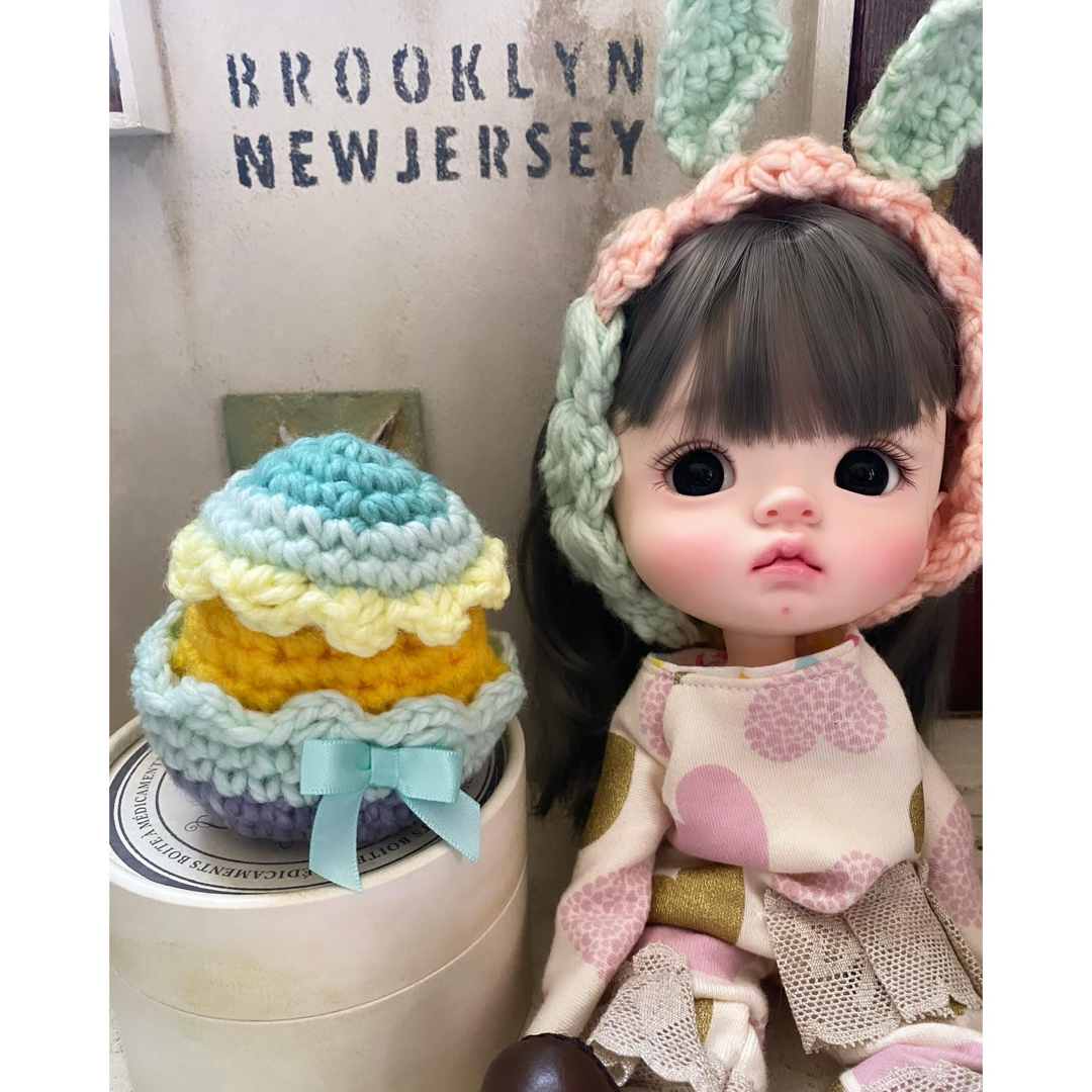 イースターなつぶらな瞳のヒヨコ ハンドメイドのぬいぐるみ/人形(あみぐるみ)の商品写真