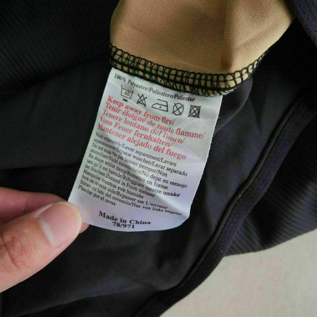 UMBRO(アンブロ)のUMBRO アンブロ セルティック CELTIC 長袖ゲームシャツ ブラック スポーツ/アウトドアのサッカー/フットサル(ウェア)の商品写真