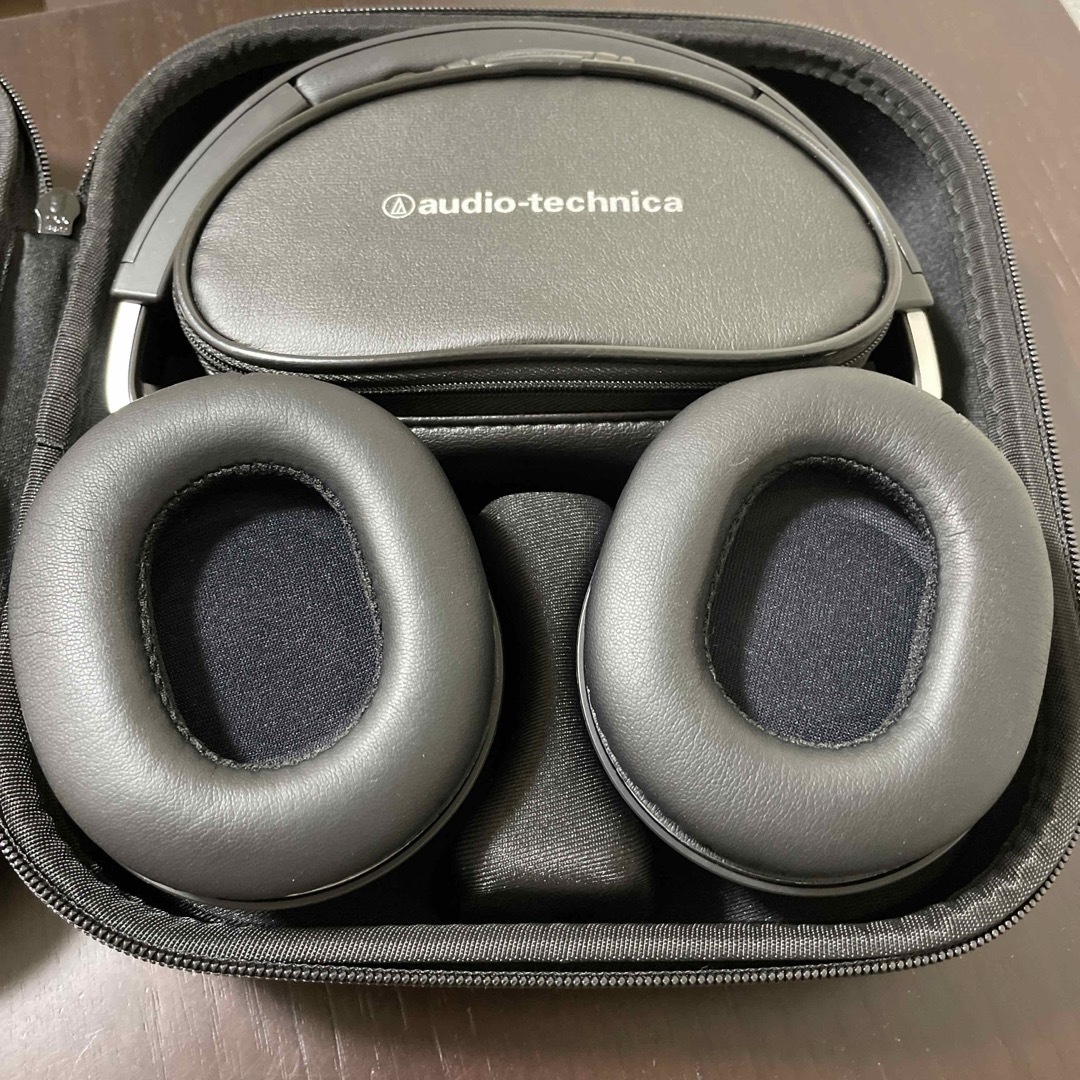 audio-technica(オーディオテクニカ)のaudio-technica  ATH-M70x  ヘッドフォン スマホ/家電/カメラのオーディオ機器(ヘッドフォン/イヤフォン)の商品写真