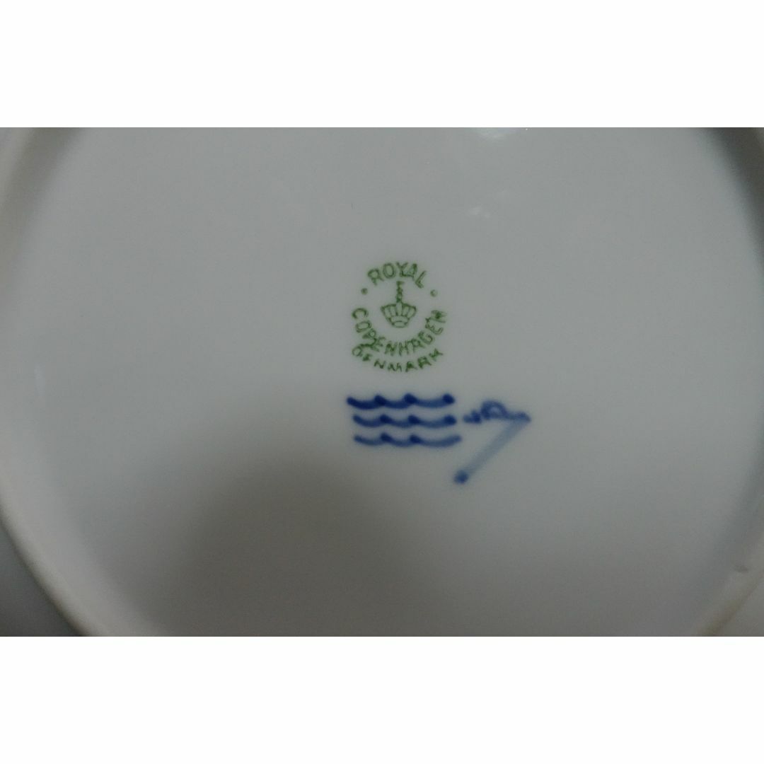 ROYAL COPENHAGEN(ロイヤルコペンハーゲン)の１９５３年 ロイヤルコペンハーゲン イヤープレート エンタメ/ホビーの美術品/アンティーク(陶芸)の商品写真