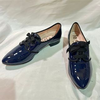 レペット(repetto)の未使用◆パテントシューズ◆ネイビー24㎝(ローファー/革靴)