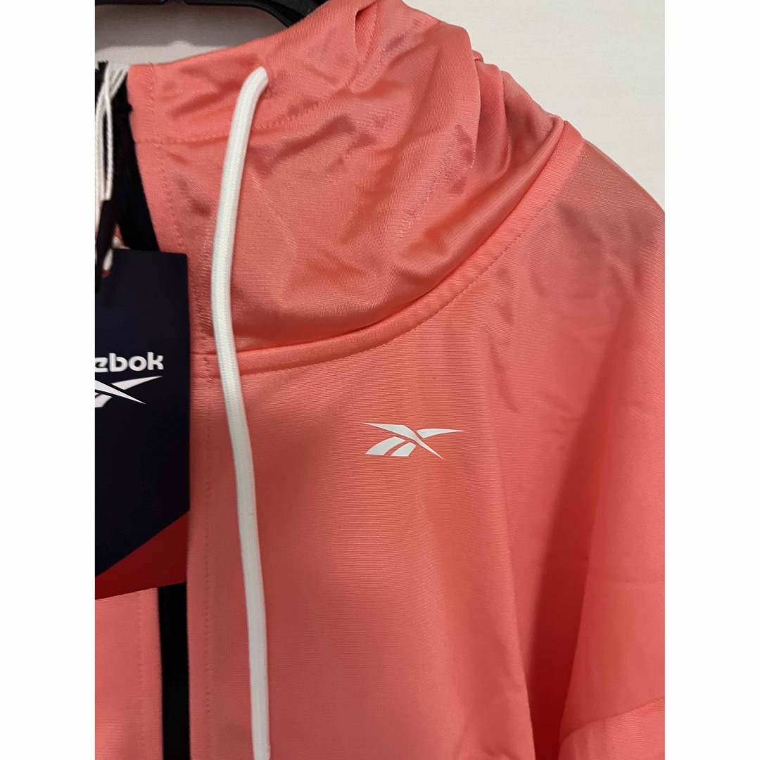 Reebok(リーボック)の限定！最終！新品！Reebok★ジャージ フーディー  上のみ レディースのトップス(パーカー)の商品写真