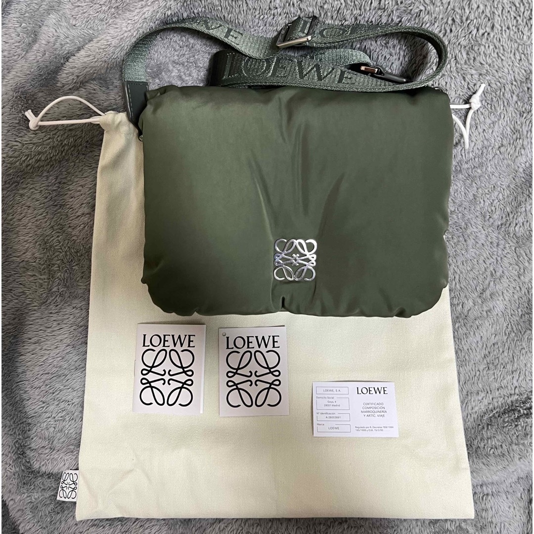 LOEWE(ロエベ)のloewe goya puffer bag ロエべ　パファー ゴヤ バッグ メンズのバッグ(ショルダーバッグ)の商品写真