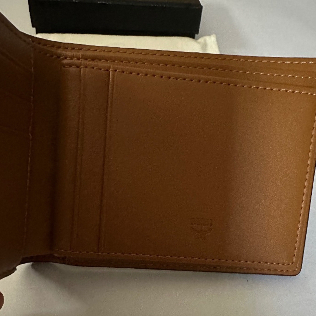 MCM(エムシーエム)のMCM 折財布　 メンズのファッション小物(折り財布)の商品写真