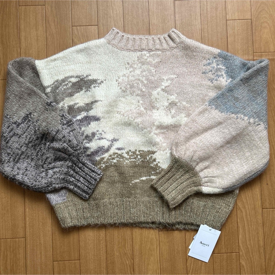 Ameri VINTAGE(アメリヴィンテージ)のANDREA ABSTRACT PAINT KNIT Ameri VINTAGE レディースのトップス(ニット/セーター)の商品写真