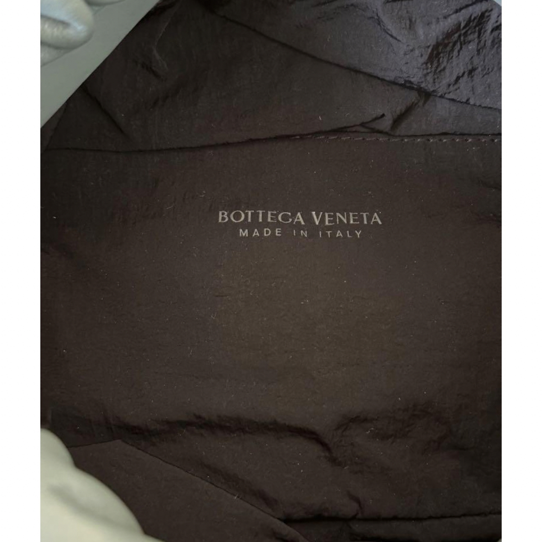 Bottega Veneta(ボッテガヴェネタ)のBOTTEGA VENETA ボッテガ・ヴェネタ ザ・ボディバックレザー  レディースのバッグ(ボディバッグ/ウエストポーチ)の商品写真