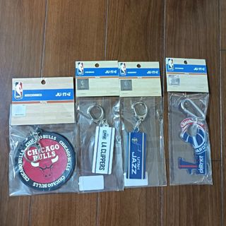 4本セット定価¥3,630 NBA アクリルキーホルダー(キーホルダー)