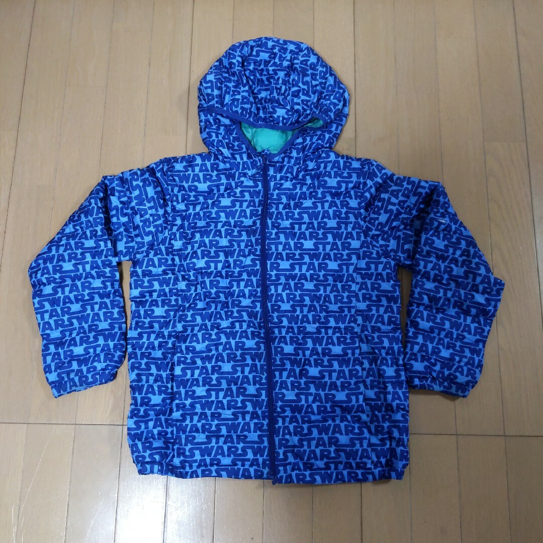 UNIQLO(ユニクロ)のUNIQLOユニクロスターウォーズダウン150サイズ使用品 キッズ/ベビー/マタニティのキッズ服男の子用(90cm~)(ジャケット/上着)の商品写真