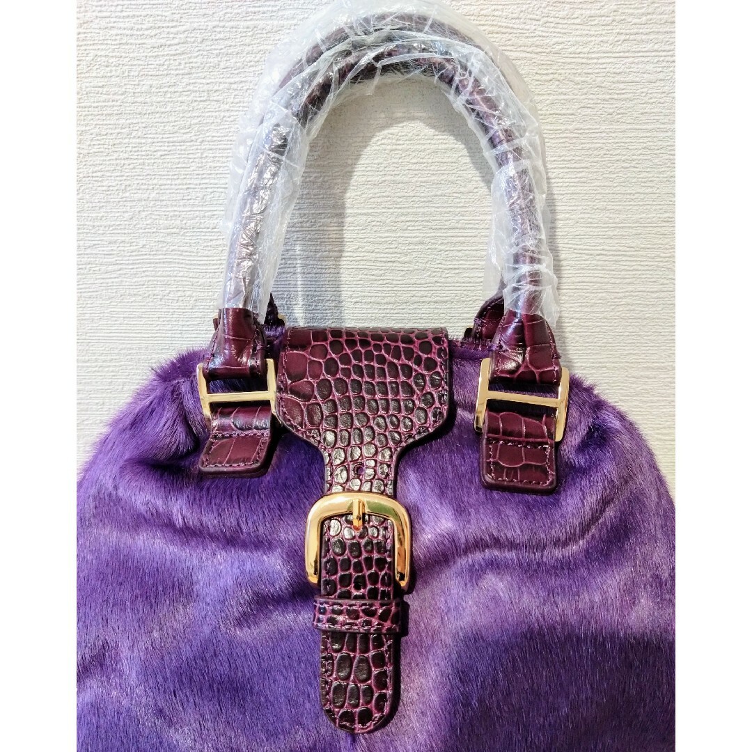 muta(ムータ)のムータ 新品　クロコダイル型押し　ハンドバッグ　バッグ　muta パープル　紫 レディースのバッグ(ハンドバッグ)の商品写真