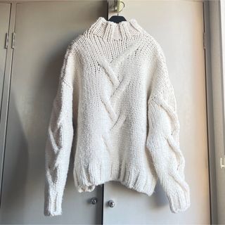 ザラ(ZARA)のZARA ざっくりケーブル編みニット 白(ニット/セーター)