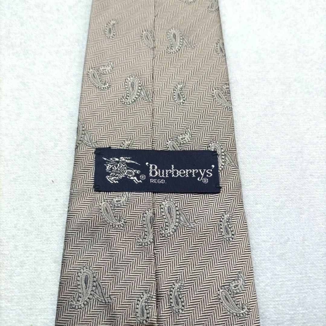 BURBERRY(バーバリー)のBurberrys' シルバーゴールド ペイズリー 新品 タグ付き ヴィンテージ メンズのファッション小物(ネクタイ)の商品写真