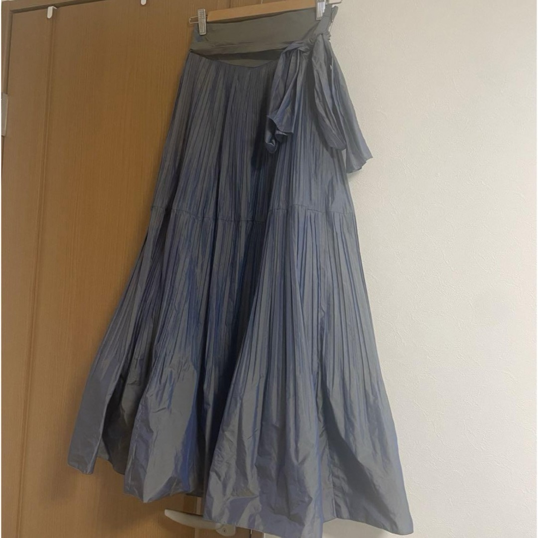 FRAY I.D(フレイアイディー)のランダムプリーツスカート レディースのスカート(ロングスカート)の商品写真