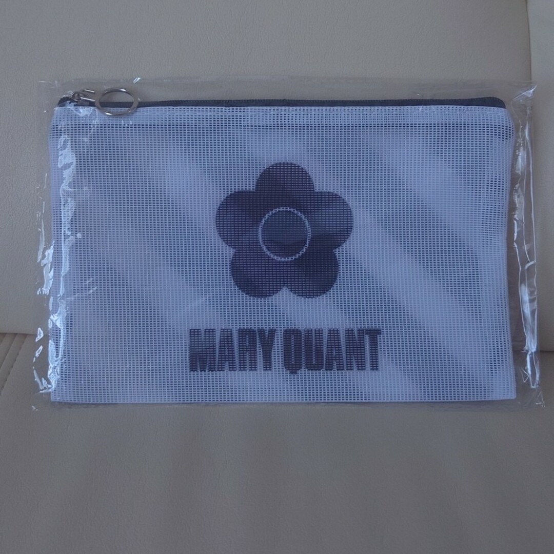 MARY QUANT(マリークワント)のMARY QUANT メッシュフラットポーチ レディースのファッション小物(ポーチ)の商品写真