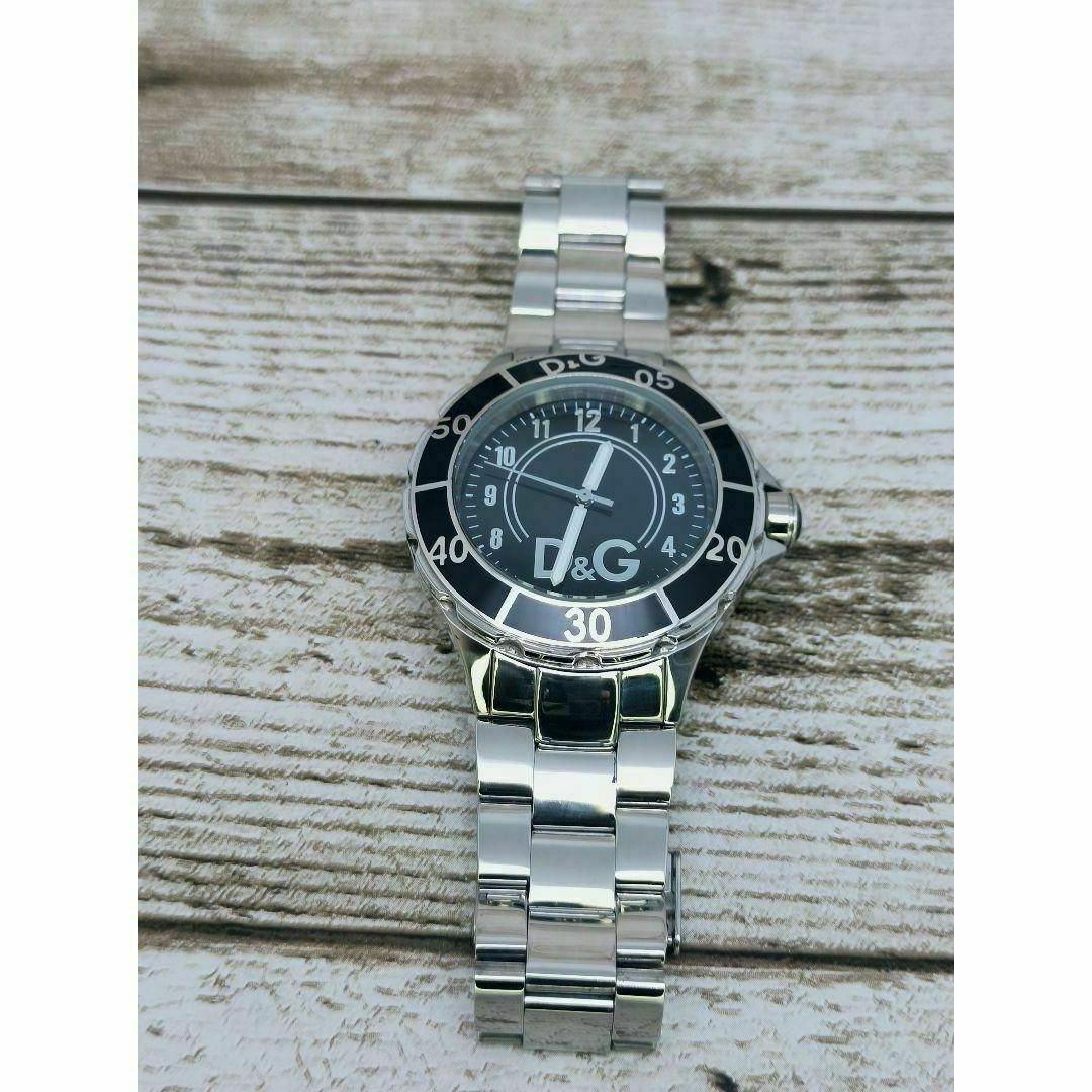 DOLCE&GABBANA(ドルチェアンドガッバーナ)の動作品　ドルチェ＆ガッバーナ　ステンレス　シルバー　腕時計　定価11万円 メンズの時計(腕時計(アナログ))の商品写真