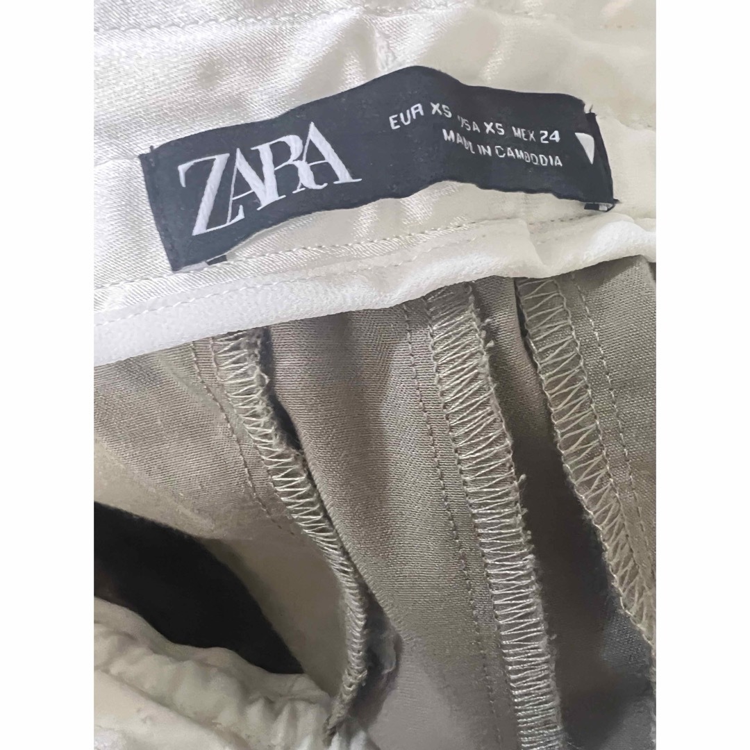 ZARA(ザラ)のZARA ワイドパンツ　XS レディースのパンツ(カジュアルパンツ)の商品写真