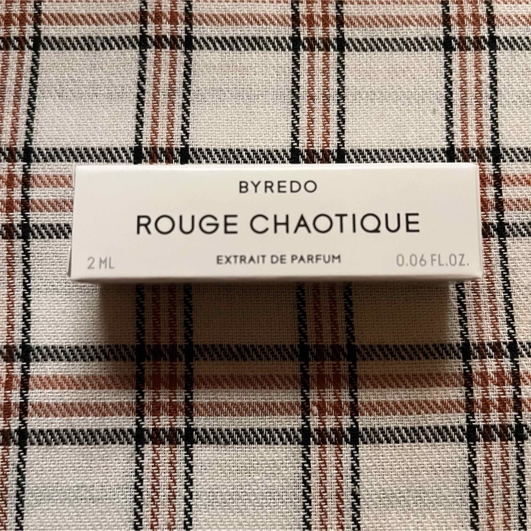 BYREDO(バレード)のバイレードBYREDO パフューム エクストラクト ルージュカオティック 2mL コスメ/美容の香水(ユニセックス)の商品写真