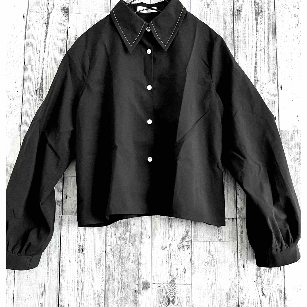 【ＵＳＥＤ】レディース　黒　シャツ　ブラウス　可愛い襟、袖　L レディースのトップス(シャツ/ブラウス(長袖/七分))の商品写真