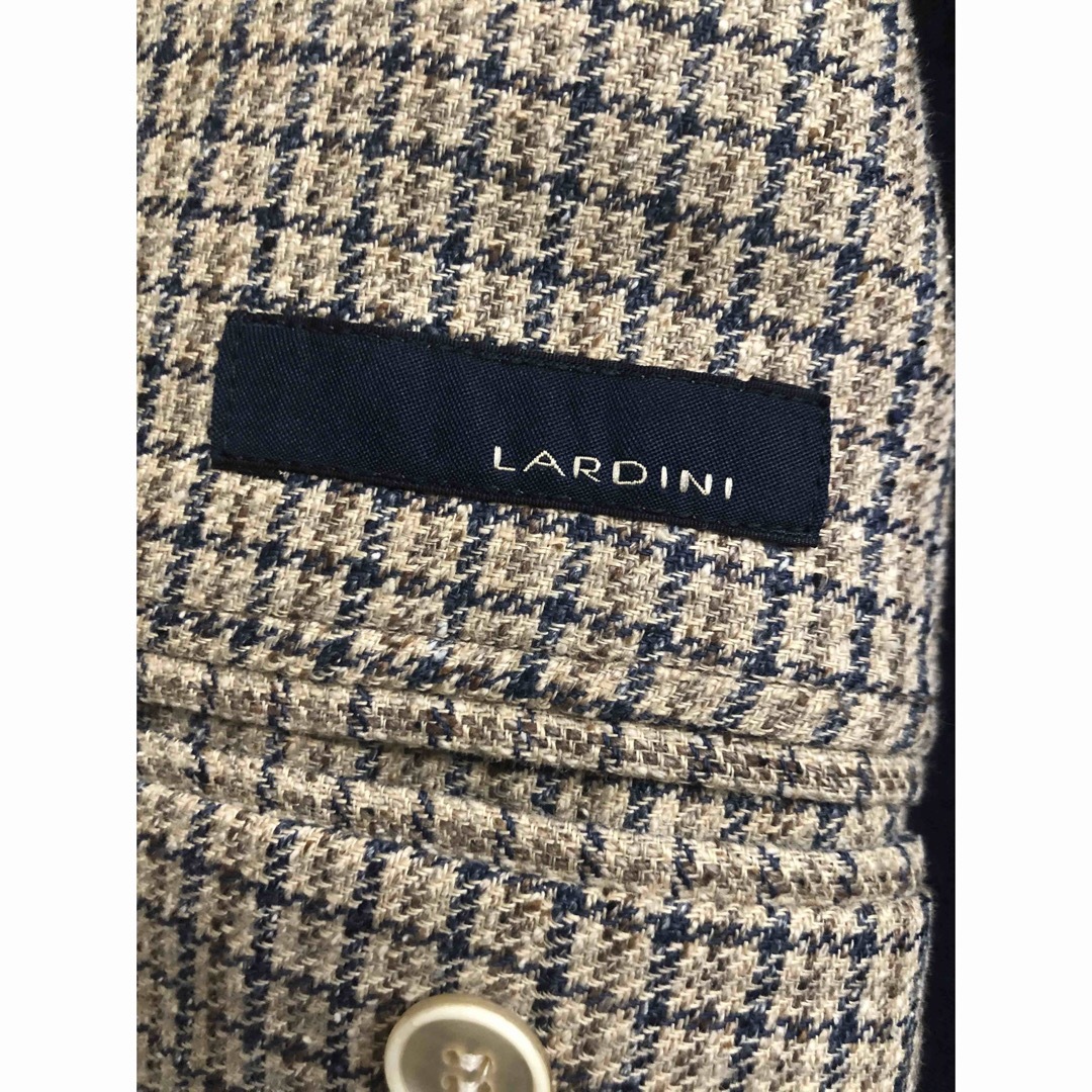 美品/春夏】LARDINIラルディーニベージュチェックジャケット48 美品/春夏】LARDINIラルディーニベージュチェックジャケット48