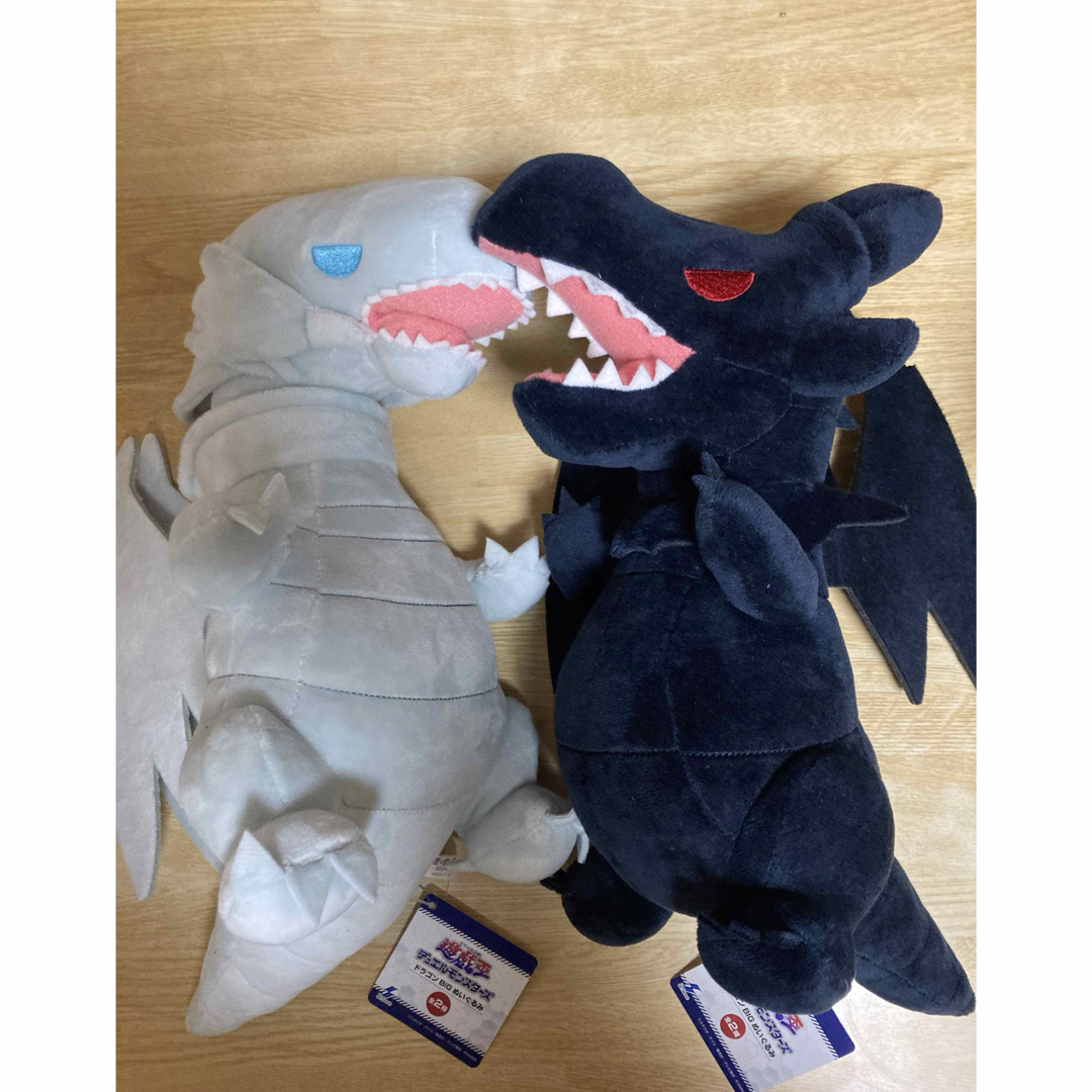 遊戯王　ドラゴンBIGぬいぐるみ エンタメ/ホビーのおもちゃ/ぬいぐるみ(ぬいぐるみ)の商品写真