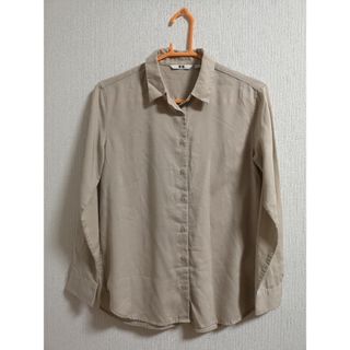 ユニクロ(UNIQLO)のUNIQLOユニクロ　シンプル　シャツブラウス　ベージュ系　Sサイズ(シャツ/ブラウス(長袖/七分))