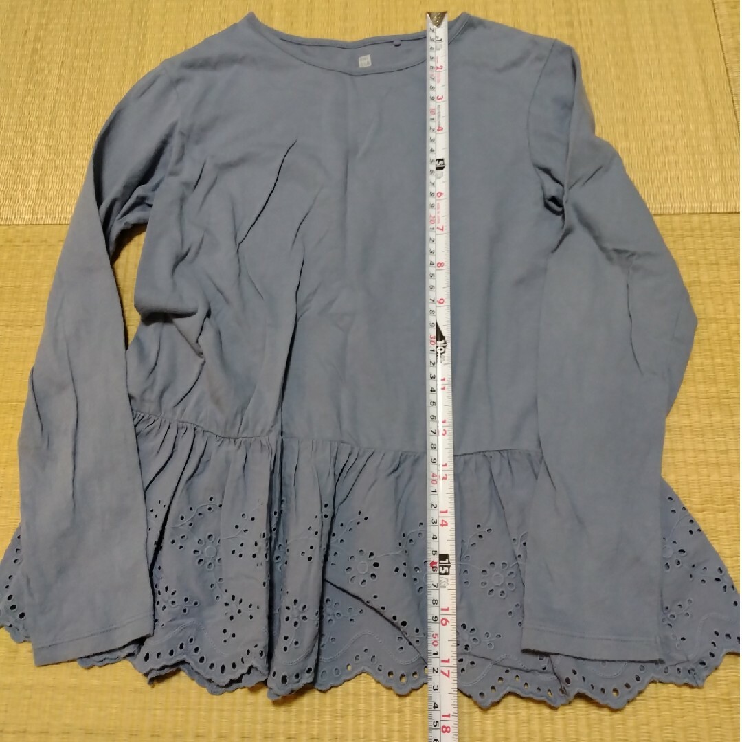 UNIQLO(ユニクロ)のユニクロ　カットソー140 キッズ/ベビー/マタニティのキッズ服女の子用(90cm~)(Tシャツ/カットソー)の商品写真