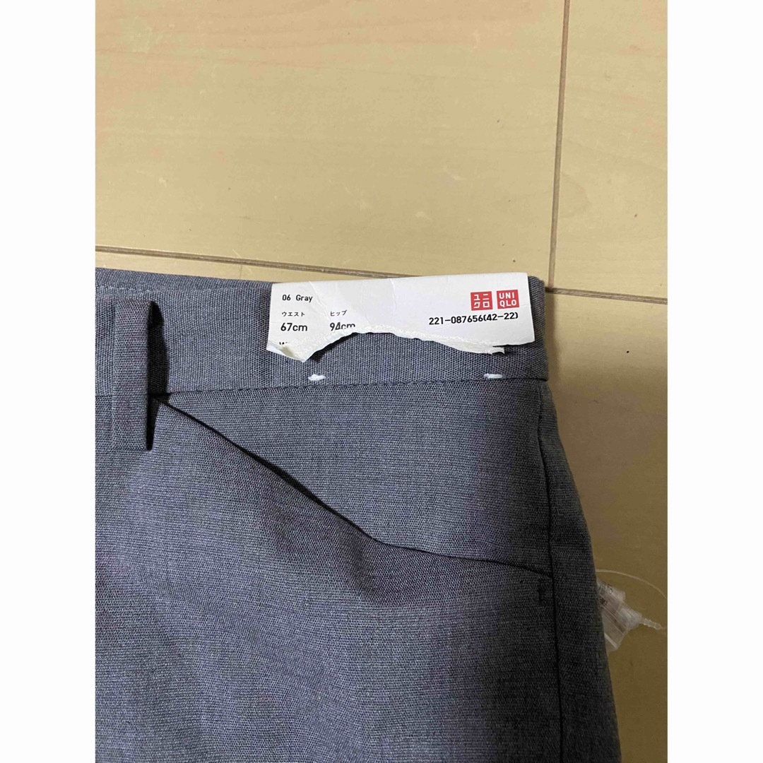 UNIQLO(ユニクロ)の【新品未使用】UNIQLO ユニクロ イージーケアストレッチクロップドパンツ レディースのパンツ(クロップドパンツ)の商品写真