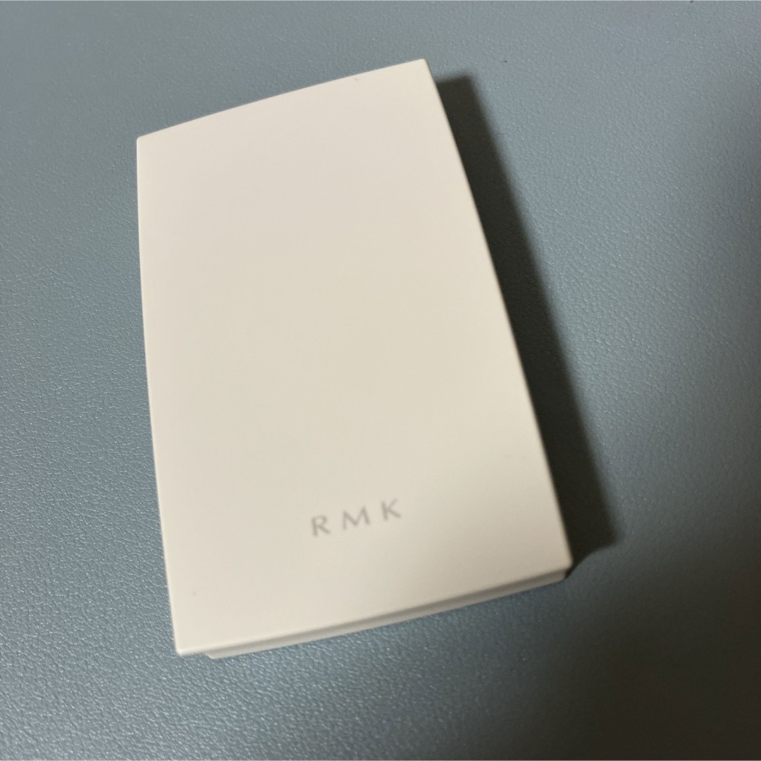 RMK(アールエムケー)のRMK シルクフィット セッティングパウダー コスメ/美容のベースメイク/化粧品(フェイスパウダー)の商品写真