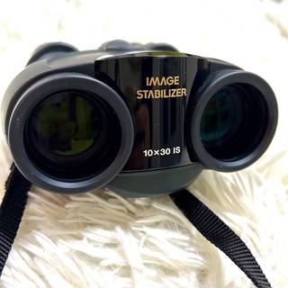 キヤノン(Canon)のCanon 10倍 防振双眼鏡BINOCULARS 10x30 IS キヤノン(その他)