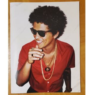 BRUNO MARS ブルーノマーズ マジックワールドツアーパンフレット(ミュージシャン)