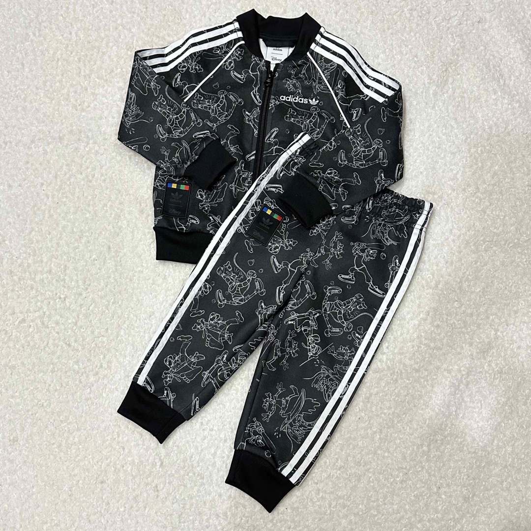 Originals（adidas）(オリジナルス)の新品同様　ADIDAS GOOFY SST SET キッズ/ベビー/マタニティのキッズ服男の子用(90cm~)(ジャケット/上着)の商品写真