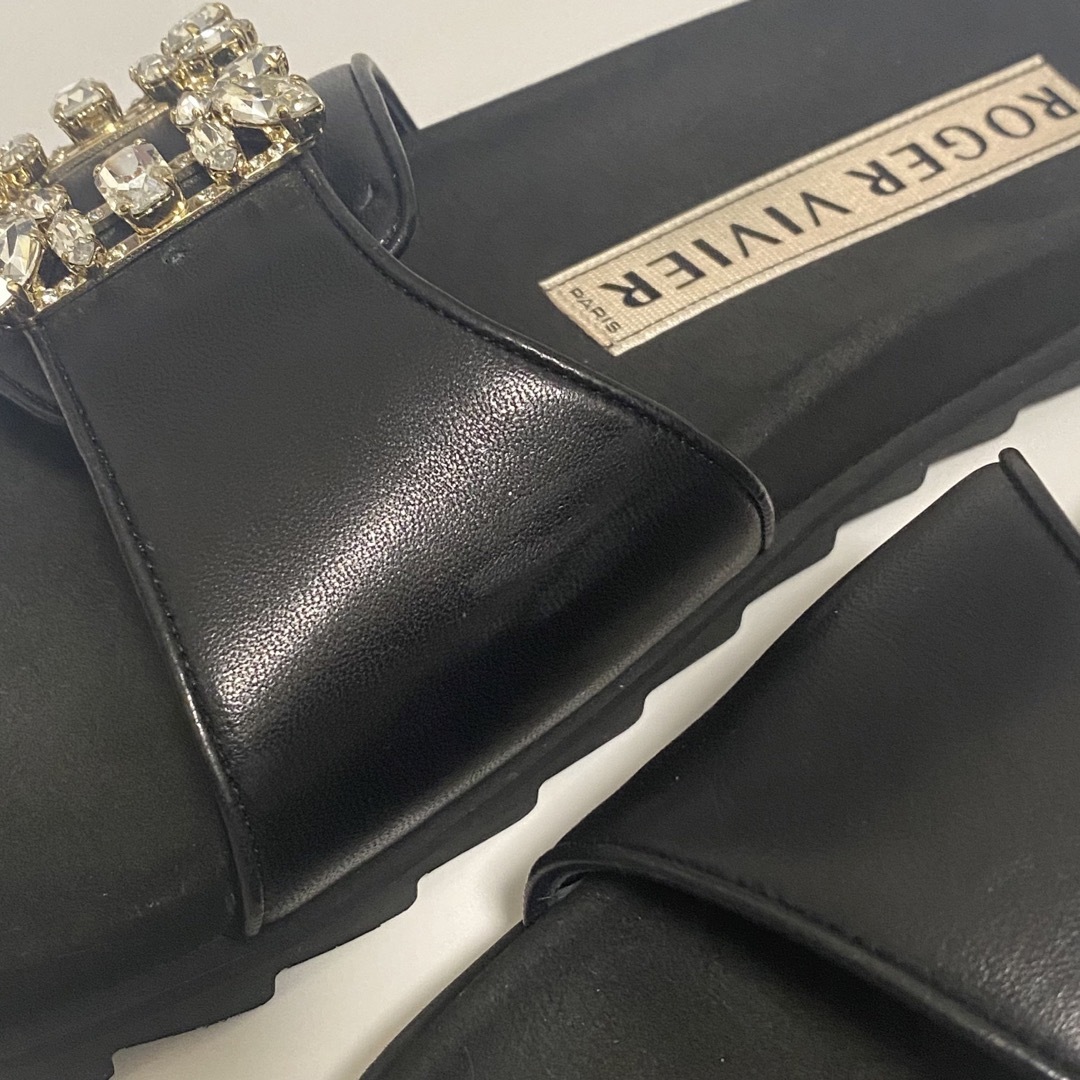 ROGER VIVIER(ロジェヴィヴィエ)の週末限定！ロジェヴィヴィエ サンダル Roger Vivier ビジュー 38 レディースの靴/シューズ(サンダル)の商品写真