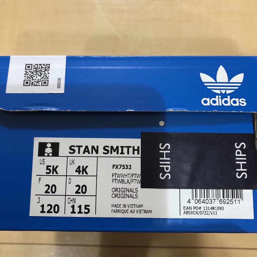 STANSMITH（adidas）(スタンスミス)の新品未使用☆adidas スタンスミス　キッズ12センチ キッズ/ベビー/マタニティのベビー靴/シューズ(~14cm)(スニーカー)の商品写真