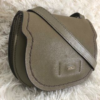 フルラ(Furla)の【希少】FURLA ショルダーバッグ　フラップ　ベルト　ジャバラ　ポケット(ショルダーバッグ)