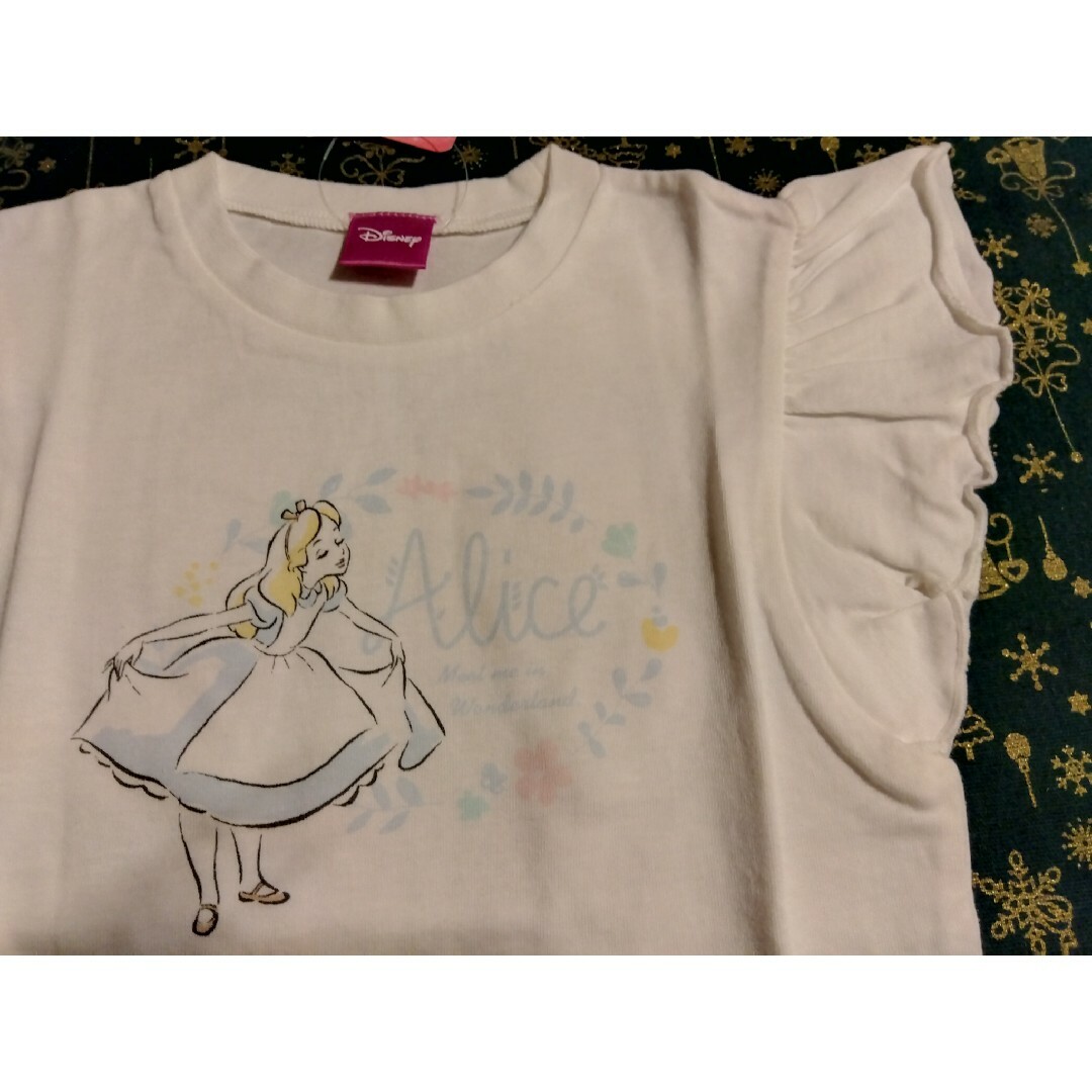 Disney(ディズニー)の【新品】不思議の国のアリス　Ｔシャツ　袖フリル　カットソー　100　ディズニー キッズ/ベビー/マタニティのキッズ服女の子用(90cm~)(Tシャツ/カットソー)の商品写真