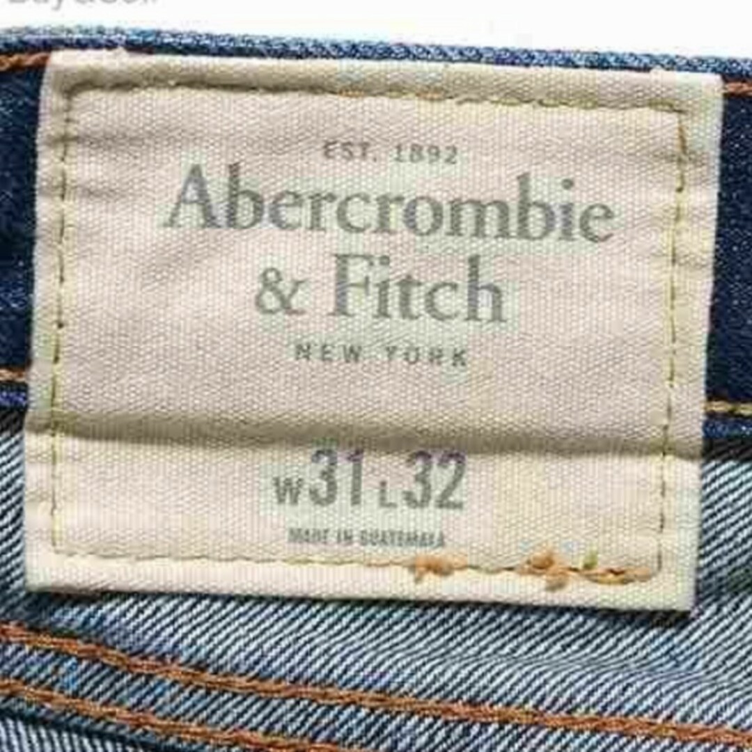 Abercrombie&Fitch(アバクロンビーアンドフィッチ)の【未使用近い】新品価格1.8万円 アバクロンビー スリムストレートデニムジーンズ メンズのパンツ(デニム/ジーンズ)の商品写真