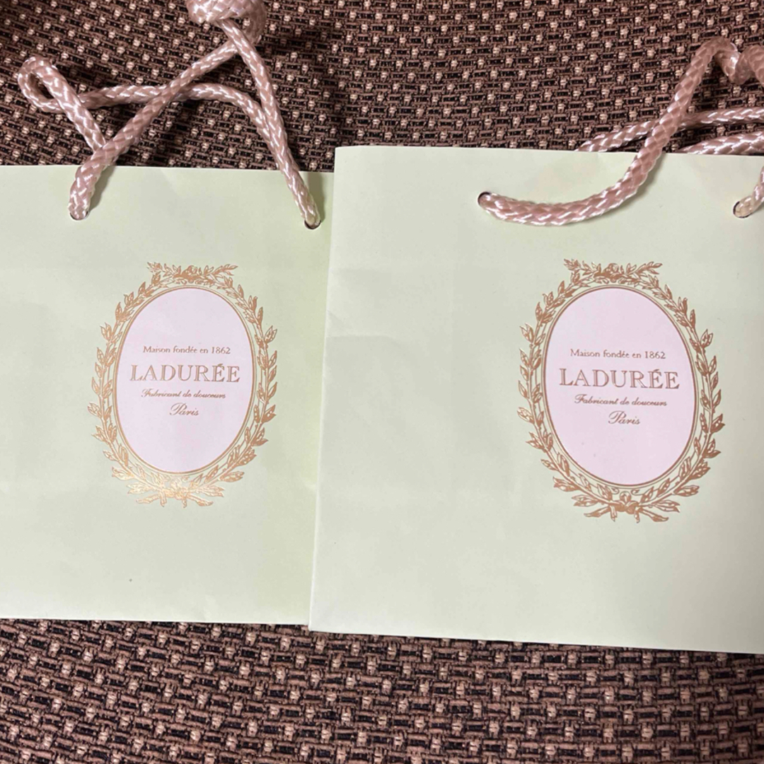 LADUREE(ラデュレ)のラデュレショッパー　ショップ袋【2セット】 レディースのバッグ(ショップ袋)の商品写真