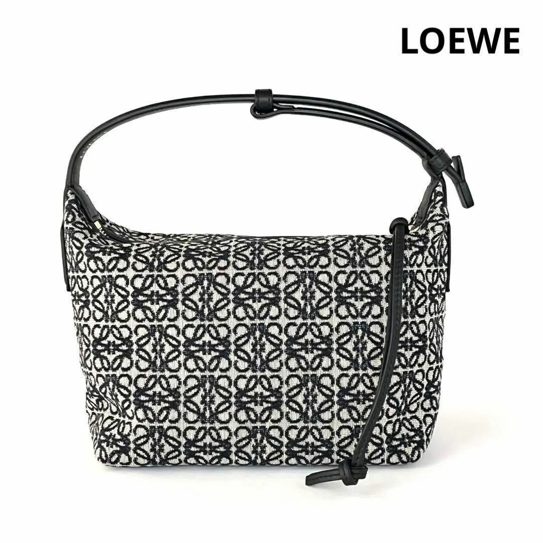 LOEWE(ロエベ)の新品 LOEWE ロエベ キュービィバッグ スモール ショルダーバッグ 完売品 レディースのバッグ(ショルダーバッグ)の商品写真