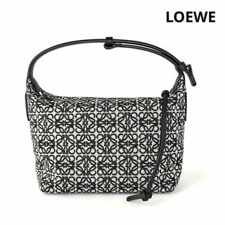 ロエベ(LOEWE)の新品 LOEWE ロエベ キュービィバッグ スモール ショルダーバッグ 完売品(ショルダーバッグ)