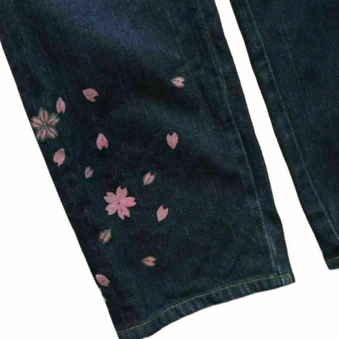 激レア 桜 刺繍ロゴ デニムパンツ 両面 富士山 花柄 メンズのパンツ(デニム/ジーンズ)の商品写真