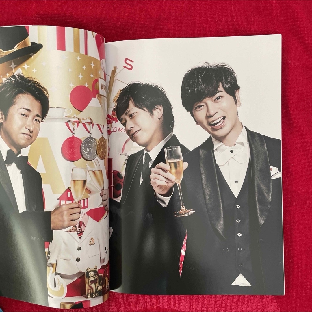 嵐(アラシ)のARASHI Anniversary Tour 5×20パンフレット エンタメ/ホビーのタレントグッズ(アイドルグッズ)の商品写真